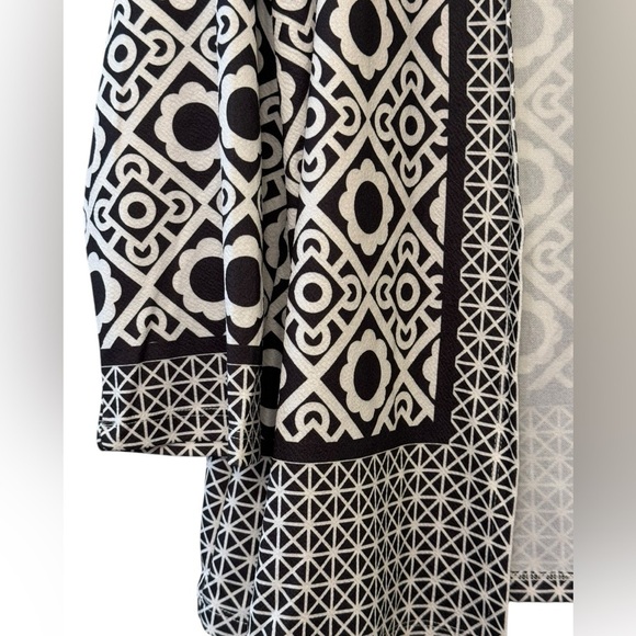 Bloomchic Geometric Print Kimono Jacket - Picture 9 of 12